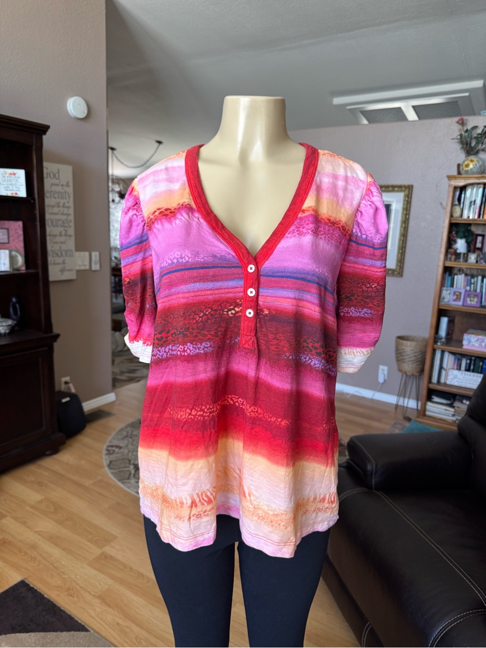 Chico’s pink, red & orange short puffed sleeves V-neck blouse-size XL